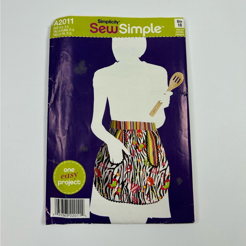 SIMPLICITY "SewSimple" UNCUT APRON PATTERN A2011 One EASY Project
